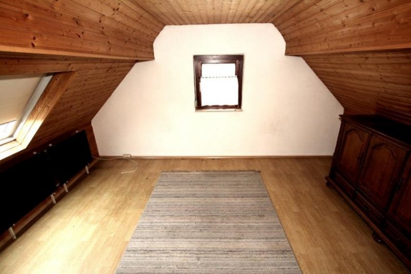 Nußloch Doppelhaushälfte in Nussloch zu verkaufen. Haus kaufen