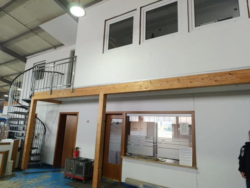 Mühlhausen (Rhein-Neckar-Kreis) ObjNr:19662 - Tolles 2-3 Familienhaus mit Gewerbehalle in guter Lage von Mühlhausen Haus kaufen