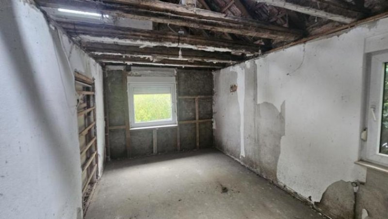 Weinheim ObjNr:B-19720 - Entkerntes, kleines EFH mit Terrasse und Garage in Weinheim/Bergstr. Haus kaufen