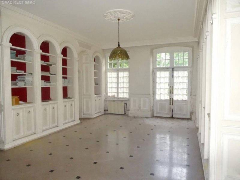 Villersexel Ehemalige Gastronomie-, Veranstaltungs- und Freizeitanlage in den Vogesen Gewerbe kaufen