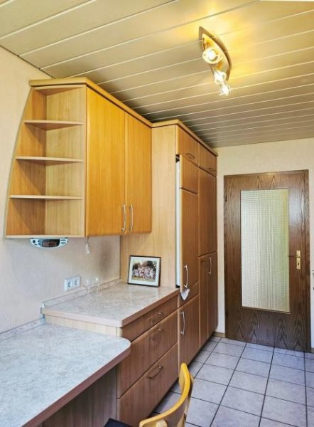 Stuttgart Gepflegte 3-Zimmer-Wohnung mit Balkon und Autostellplatz in Stuttgart-Bad Cannstatt Wohnung kaufen