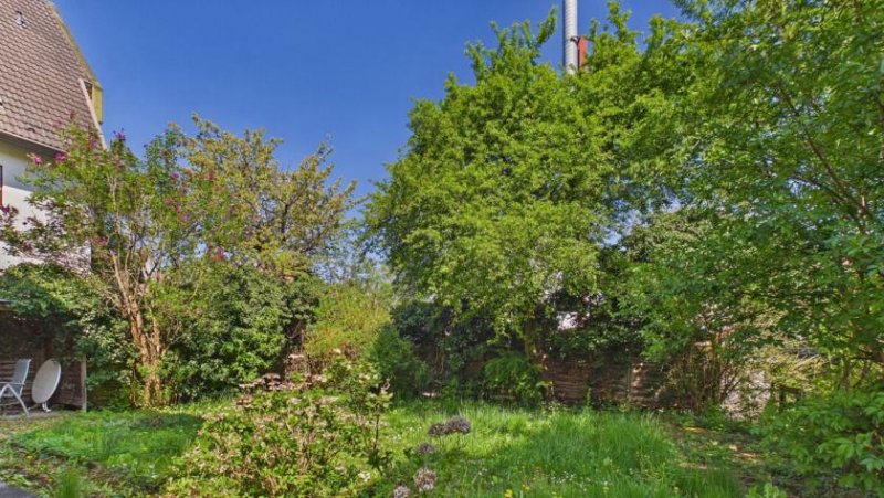 Stuttgart Absolute Rarität! Leerstehendes Einfamilienhaus am Stadtpark Feuerbach in Anliegerstrasse. Haus kaufen