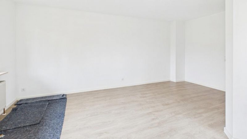 Stuttgart NEU! Gepflegtes ZFH in ruhiger Lage in Stuttgart - Süd. Eine Einheit vermietet. Haus kaufen