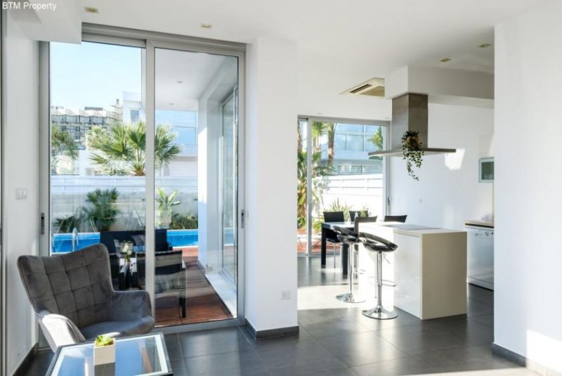 Larnaca 2 Bedroom Villa in Strandnähe Haus kaufen