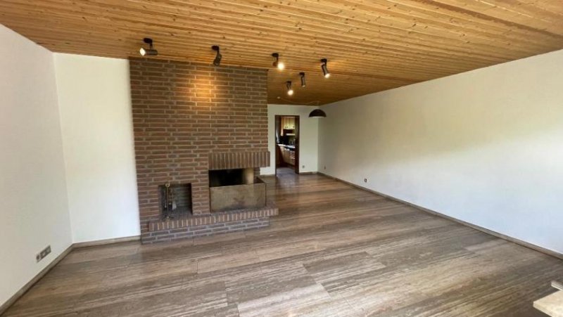 Böblingen Haus mit Garten - REH in schöner gewachsener Lage in BB Haus kaufen
