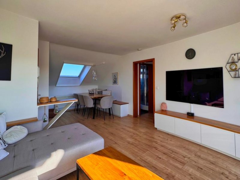 Schwieberdingen 2,5 Zimmer DG Wohnung mit Terrasse in Schwieberdingen Wohnung kaufen
