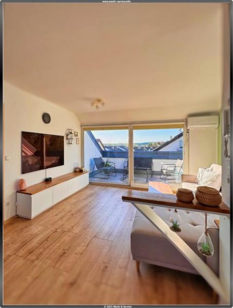 Schwieberdingen 2,5 Zimmer DG Wohnung mit Terrasse in Schwieberdingen Wohnung kaufen