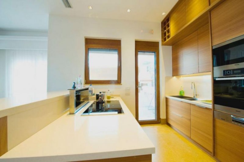 Elounda, Lasithi, Kreta 5-Schlafzimmer-Privatvilla in prestigeträchtiger Lage Haus kaufen