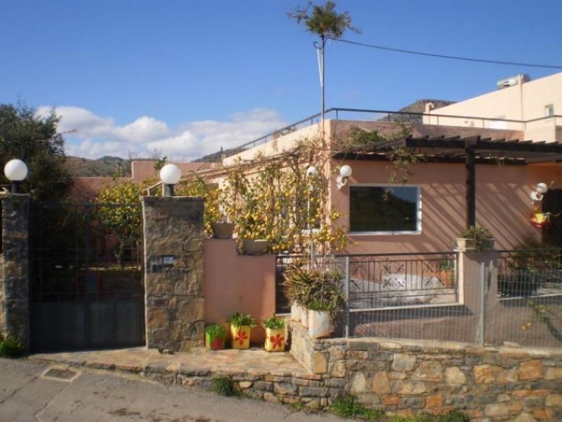Lenika, Agios Nikolaos, Lasithi, Kreta Großes Grundstück mit 4-Schlafzimmer-Haus plus Gäste-Wohnung, großer Garten Haus kaufen