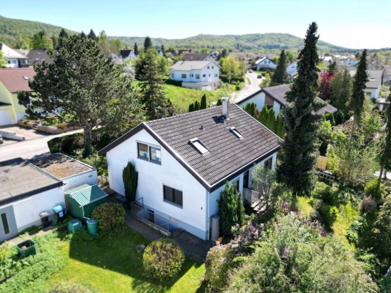Mössingen Familienhaus in ruhiger Sackgasse – großer Garten, Kamin & Terrasse in Belsen Haus kaufen