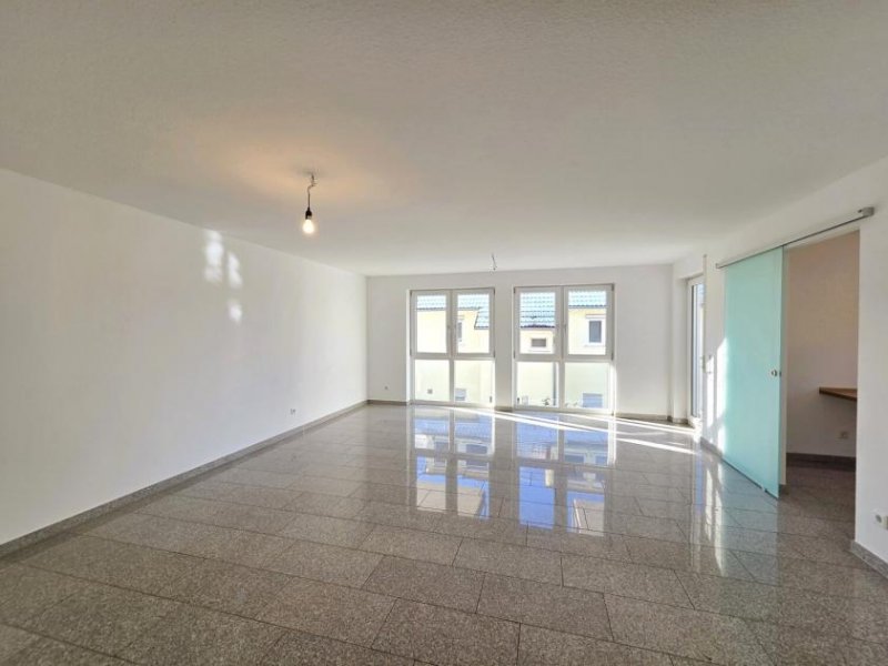 Mössingen Moderne 3,5-Zi.-Wohnung (BJ 2009) mit Fußbodenheizung & Balkon Wohnung kaufen