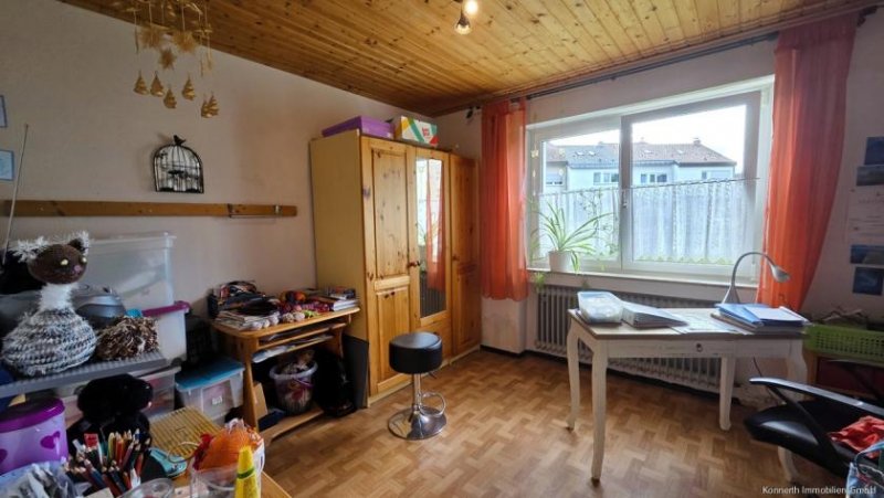 Mössingen Solide Kapitalanlage: Voll vermietetes Mehrfamilienhaus mit 6 Wohneinheiten Haus kaufen