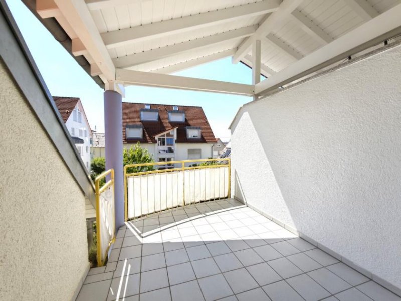 Mössingen Wohnen auf 2 Ebenen: Helle 3,5-Zi.-Maisonette mit geschützter Loggia, zwei Bädern und Tiefgarage Wohnung kaufen