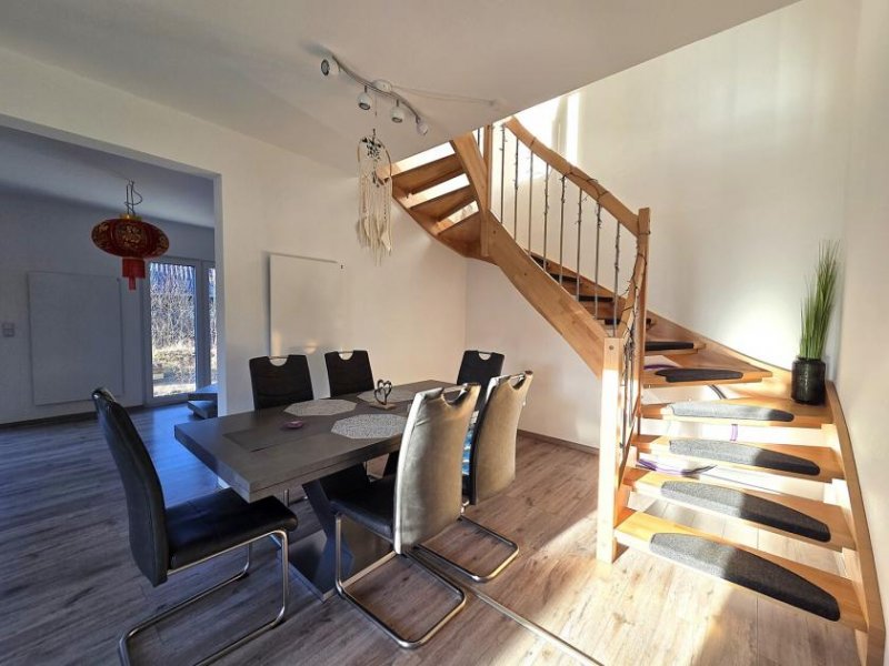 Burladingen Neuwertige Doppelhaushälfte Bj. 2020, ca. 105 m² Wfl., Garten, Energieeffizienz A+, WP+PV+Speicher Haus kaufen