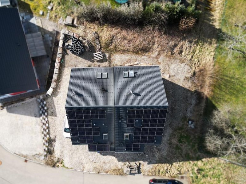 Burladingen Neuwertige Doppelhaushälfte Bj. 2020, ca. 105 m² Wfl., Garten, Energieeffizienz A+, WP+PV+Speicher Haus kaufen
