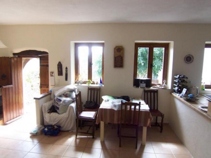 Houmeriakos, Neapolis, Lasithi, Kreta 3-Schlafzimmer-Dorfhaus mit großem Innenhof Haus kaufen