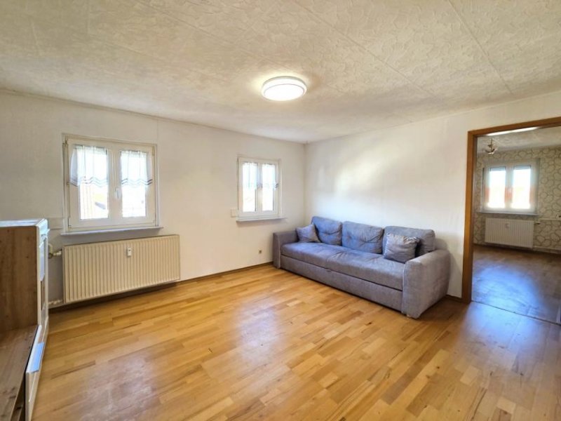 Bisingen Jetzt ins Eigentum starten: Ihre bezahlbare Dachgeschosswohnung mit Licht & Komfort Wohnung kaufen