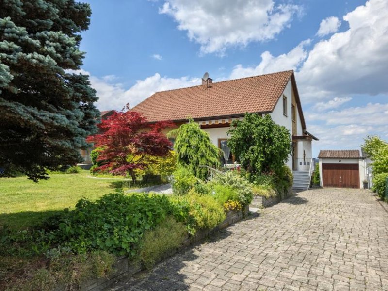 Bodelshausen Einzigartiges Ensemble: Großzügiges EFH mit XXL-Garten (1.217 m²) inklusive erschlossenem Bauplatz! Haus kaufen