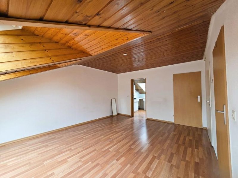 Bodelshausen Gemütliche 2-Zimmer-Wohnung im Dachgeschoss – ruhig & hell Wohnung kaufen