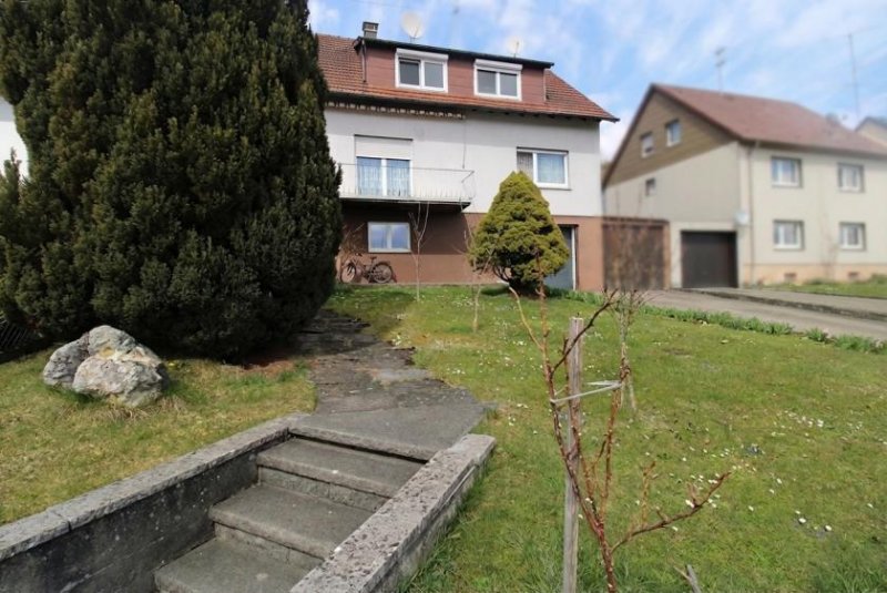 Winterlingen Gepflegtes Einfamilienhaus - in Randlage von Winterlingen Haus kaufen