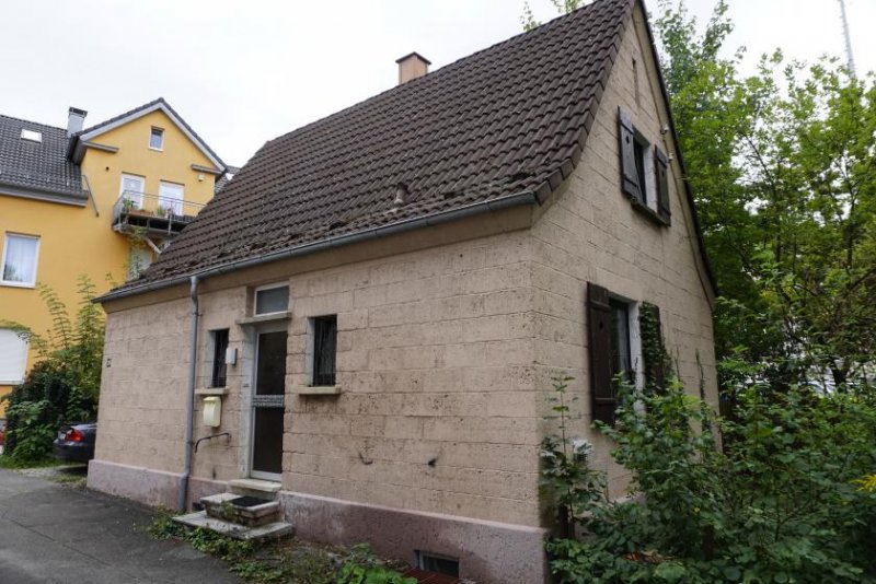 Reutlingen RESERVIERT !!! Hübsches, kleines Häuschen in ruhiger, grüner Innenstadtlage in Reutlingen gegen Höchstgebot! Haus kaufen