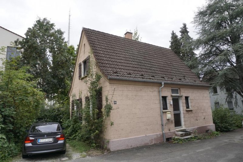 Reutlingen VERKAUFT !!! Hübsches, kleines Häuschen in ruhiger, grüner Innenstadtlage in Reutlingen gegen Höchstgebot! Haus kaufen