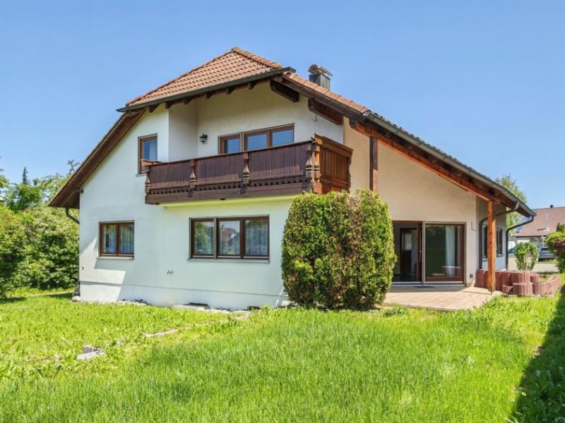 Gomaringen Massives Familienglück in ruhiger Lage: Gepflegtes Zuhause mit Garten, Doppelgarage und Ausbauoption Haus kaufen