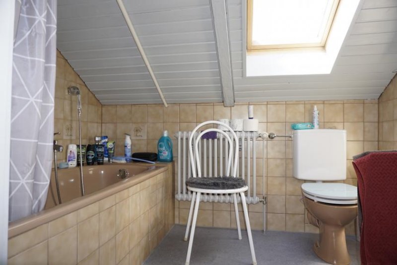 Oberer Lindenhof VERKAUFT !!! Sehr schön gelegenes Haus für die ganze Familie Haus kaufen