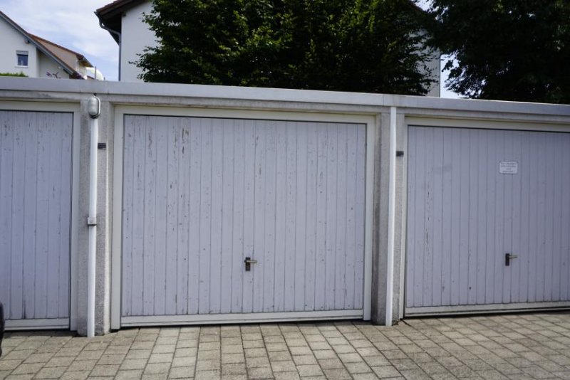 Engstingen VERKAUFT !!! In bevorzugter Lage! Attraktive 3-Zimmer-Wohnung mit Balkon, Garage und zus. AAP Wohnung kaufen