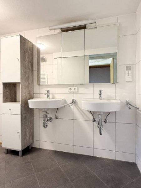 Schorndorf (Rems-Murr-Kreis) Ein besonderes Haus in Unterberken Haus kaufen