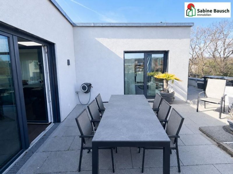 Schorndorf (Rems-Murr-Kreis) Wohnen mit Wow-Effekt - modern, energieeffizient & zentrumsnah Wohnung kaufen