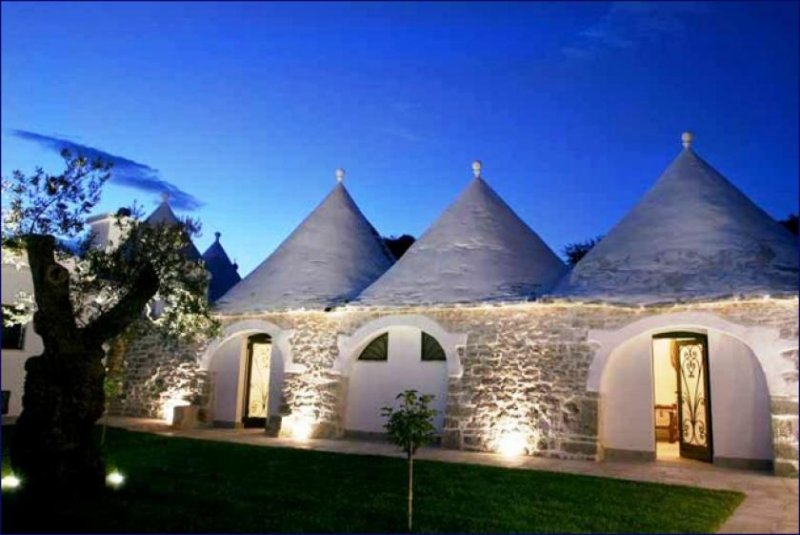 Crispiano ***Großes Landhaus mit 50 Hektar Landfläche in Apulien, sucht neuen Eigentümer*** Haus kaufen