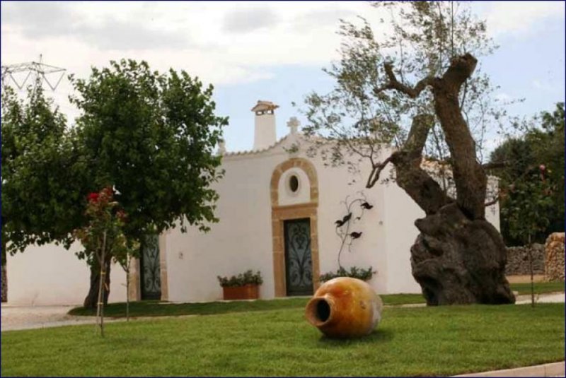 Crispiano ***Großes Landhaus mit 50 Hektar Landfläche in Apulien, sucht neuen Eigentümer*** Haus kaufen