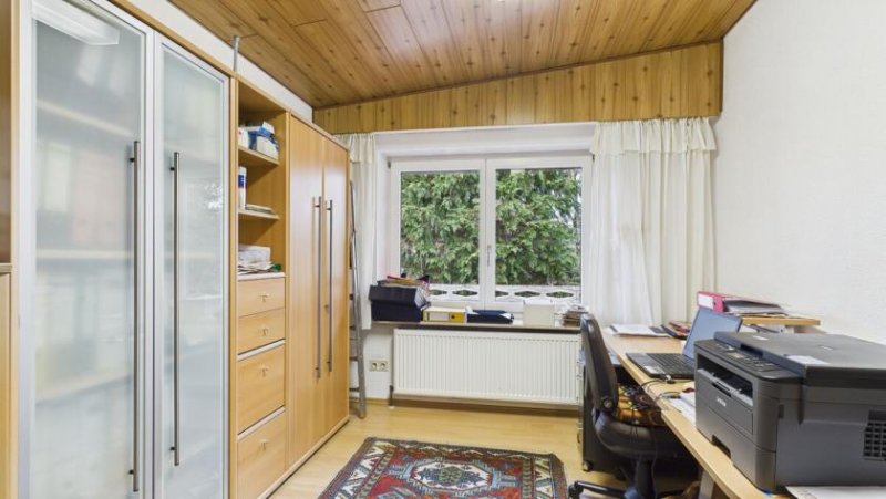 Hessigheim 4 Häuser (9 Wohnungen) zu einem Preis! Ideal für Handwerker! Mit Garagen u. weiteren Lagerflächen Gewerbe kaufen