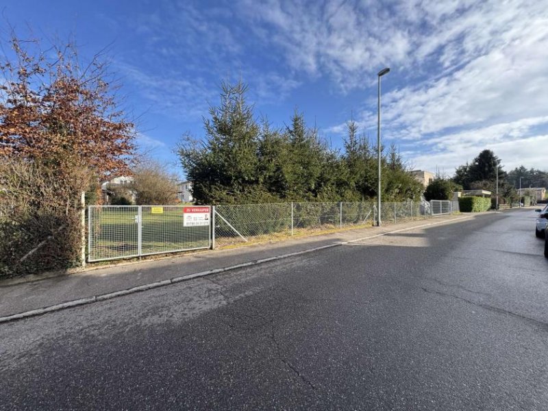 Pforzheim Grundstück mit genehmigter Planung für 3 Häuser Grundstück kaufen