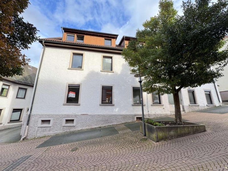 Pforzheim Teilsaniertes 3-Familienhaus in Pforzheim-Würm Haus kaufen