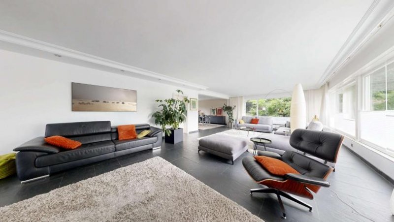 Eisingen (Enzkreis) Exklusives, großes Einfamilienhaus in guter und ruhiger Ortsrand-Lage Haus kaufen