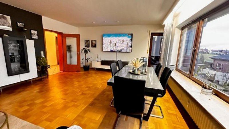 Schömberg (Landkreis Calw) Sehr schöne 3 Zimmerwohnung in Schömberg mit grandiosem Panorama! Wohnung kaufen