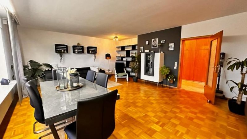 Schömberg (Landkreis Calw) Sehr schöne 3 Zimmerwohnung in Schömberg mit grandiosem Panorama! Wohnung kaufen