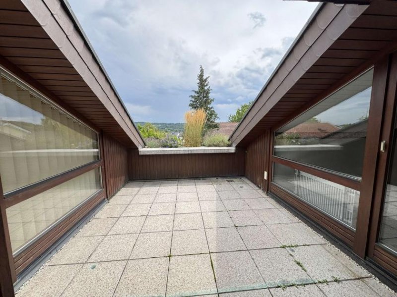 Mühlacker Freistehendes 3-Familienhaus in guter und ruhiger Wohnlage Haus kaufen