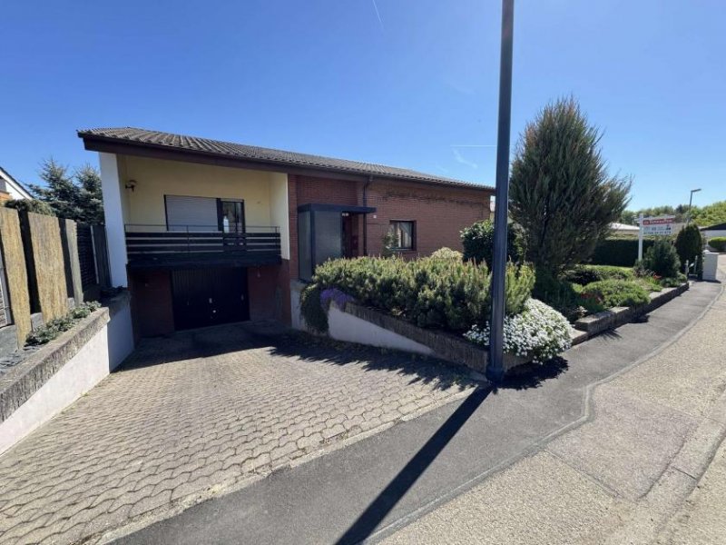 Mühlacker Freistehendes Haus mit Wärmepumpe in ruhiger, gehobener Lage von Lienzingen Haus kaufen