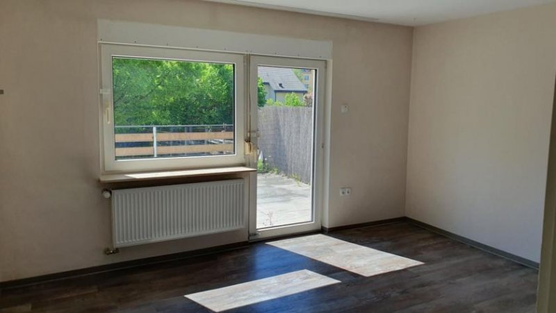 Illingen (Enzkreis) Provisionsfrei für Käufer - Renovierte Doppelhaushälfte mit großem Garten Haus kaufen