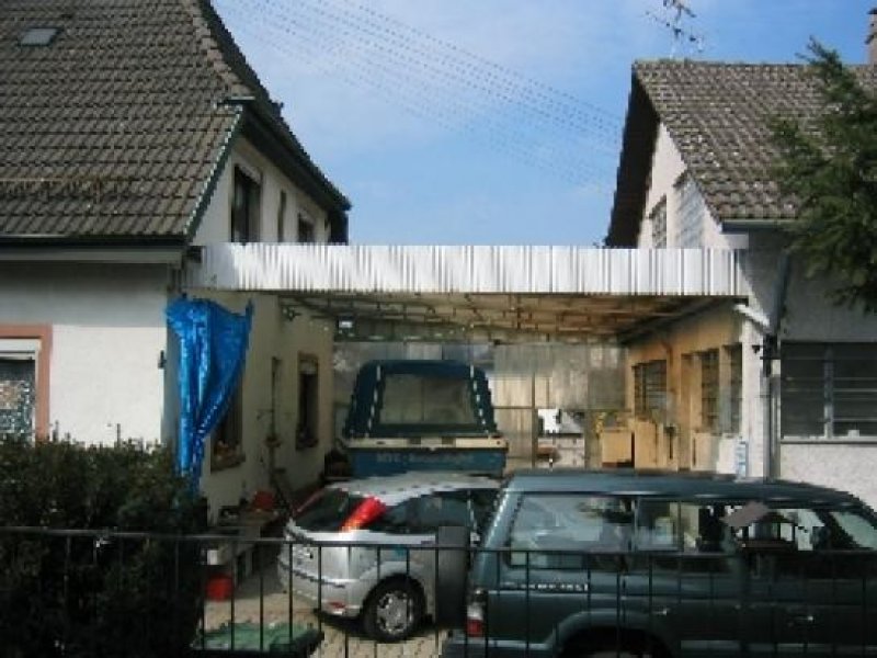 Malsch Wohnen und Arbeiten in Ihrer Immobilie!
EFH mit Gewerbeanteile Haus kaufen