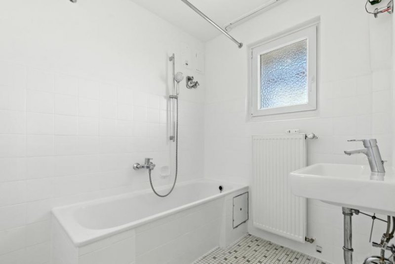 Rastatt Attraktive Eigentumswohnung in gepflegtem Mehrfamilienhaus - begehrte Wohnlage Wohnung kaufen