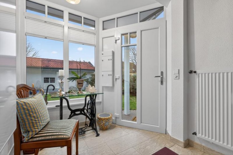 Rastatt Seltene Gelegenheit: Gepflegtes Zweifamilienhaus mit viel Platz, Ruhe und Entwicklungspotential Haus kaufen