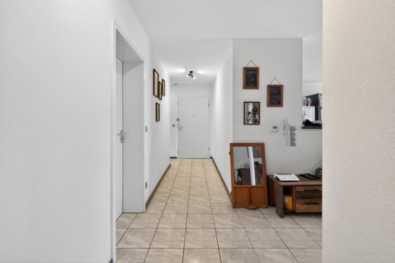Muggensturm Freiwerdend: Moderne Wohnung mit Balkon und TG in zentraler Lage Wohnung kaufen