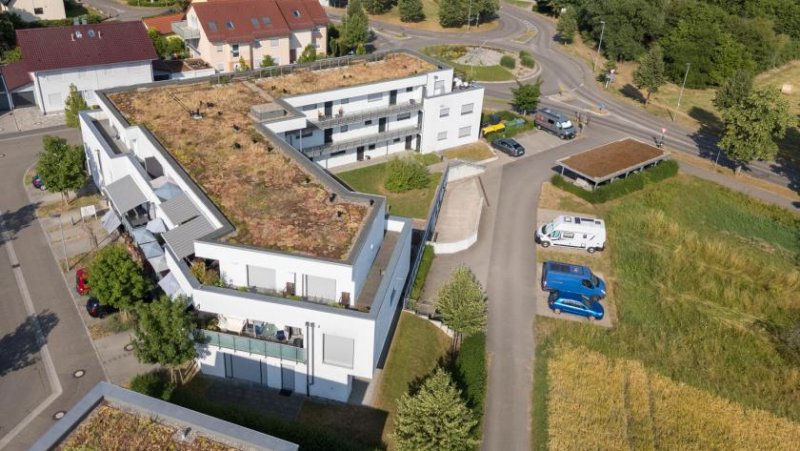 Steinmauern Barrierefrei: Neuwertige Wohnung mit 2 Terrassen und Feldblick Wohnung kaufen