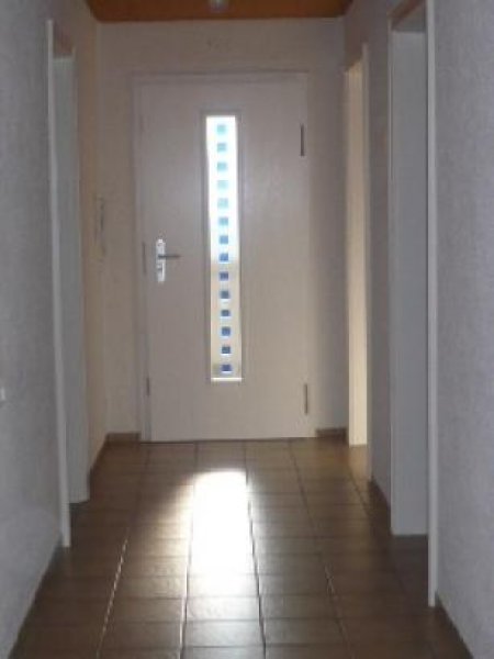 Baden-Baden Günstige lichtdurchflutete 3,5 Zimmer ETW in ruhiger Lage mit Gartenanteil und Garage. Wohnung kaufen