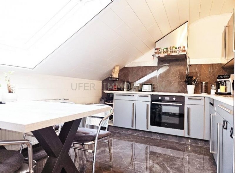 Jockgrim Vollklimatisierte, lichtdurchflutete 3 Zimmer Dachgeschosswohnung im Zweifamilienhaus Wohnung kaufen