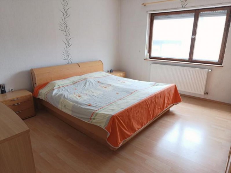 Lug ObjNr:19723 - Großzügiges 1-2 Familienhaus in Lug Haus kaufen